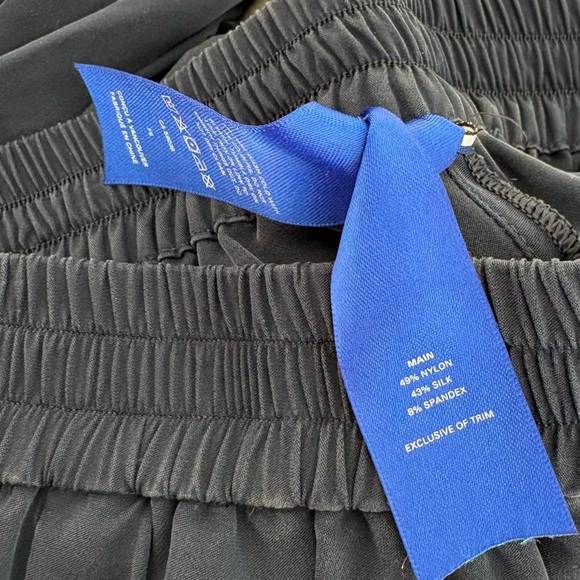 Kit and Ace Navy Silk Pants, Size 0 - Picture 5 of 5